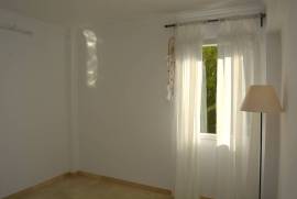 Helles, saniertes Apartment in ruhiger Lage