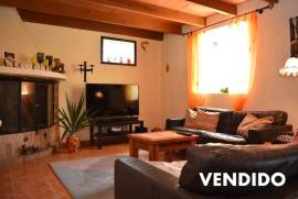 Idílica casa de campo con piscina y apartamento de invitados