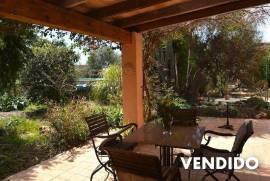 Idílica casa de campo con piscina y apartamento de invitados