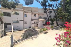 Meerblick Apartment in schöner Lage von Cas Catalá