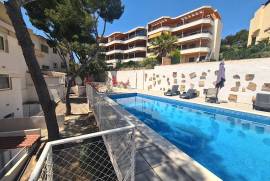 Meerblick Apartment in schöner Lage von Cas Catalá