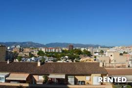 Furnished penthouse with private roof terrace