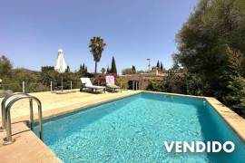 Finca rústica reformada con licencia ETV