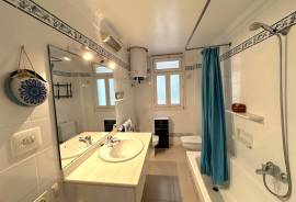 Spacious apartment on Paseo de Mallorca