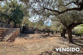 Casa de campo de piedra natural en tranquila ubicación en las montañas de Sóller