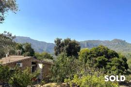 Natural stone finca with great trees and quiet location in the mountains of Sóller