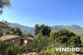 Casa de campo de piedra natural en tranquila ubicación en las montañas de Sóller