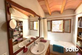 Natural stone finca with great trees and quiet location in the mountains of Sóller