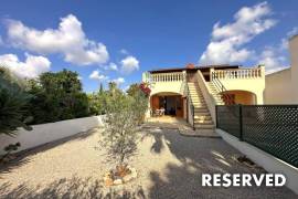 Charming semi-detached house with two living units near Sa Rápita