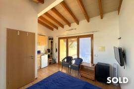 Charming semi-detached house with two living units near Sa Rápita Charming semi-detached house with two living units near Sa Rápita
