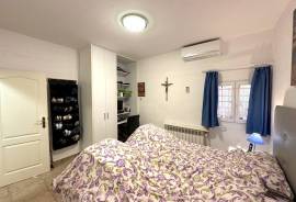 Gepflegte und autarke Finca mit mediterranem Garten nahe Llucmajor Gepflegte und autarke Finca mit mediterranem Garten nahe Llucmajor