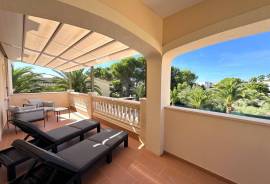 Exklusive Villa mit Meerblick und Design-Charakter in Vallgornera Exklusive Villa mit Meerblick und Design-Charakter in Vallgornera