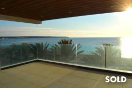 New construction penthouse in 1st sea line of Playa de Palma