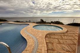 Dream flat in 1st sea line of Cala Vinyas