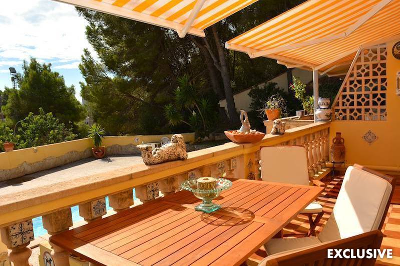 Well-maintained flat with many possibilities