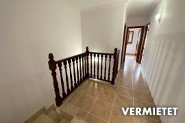 Geräumiges Reihenhaus mit Pool
