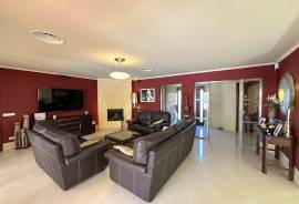 Exclusiva Villa con Vistas al Mar y Diseño Contemporáneo en Vallgornera Exclusiva Villa con Vistas al Mar y Diseño Contemporáneo en Vallgornera