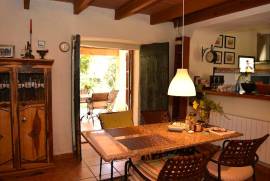 Idyllic finca with pool and guest appartment Idyllic finca with pool and guest appartment