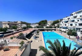 2 bedroom flat near the beach
