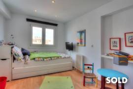 Renovated duplex with partial sea views